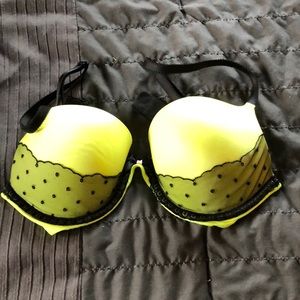 Bra Victoria Secret 34c new without tag